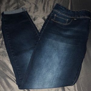 dark blue jeans